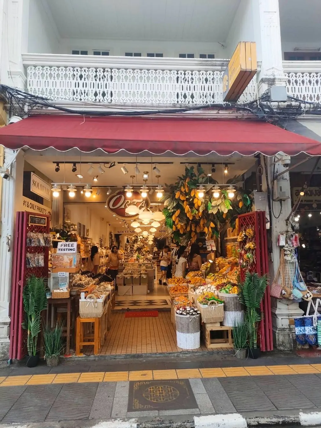 ORTA Thai tea shop in Phuket Old Town